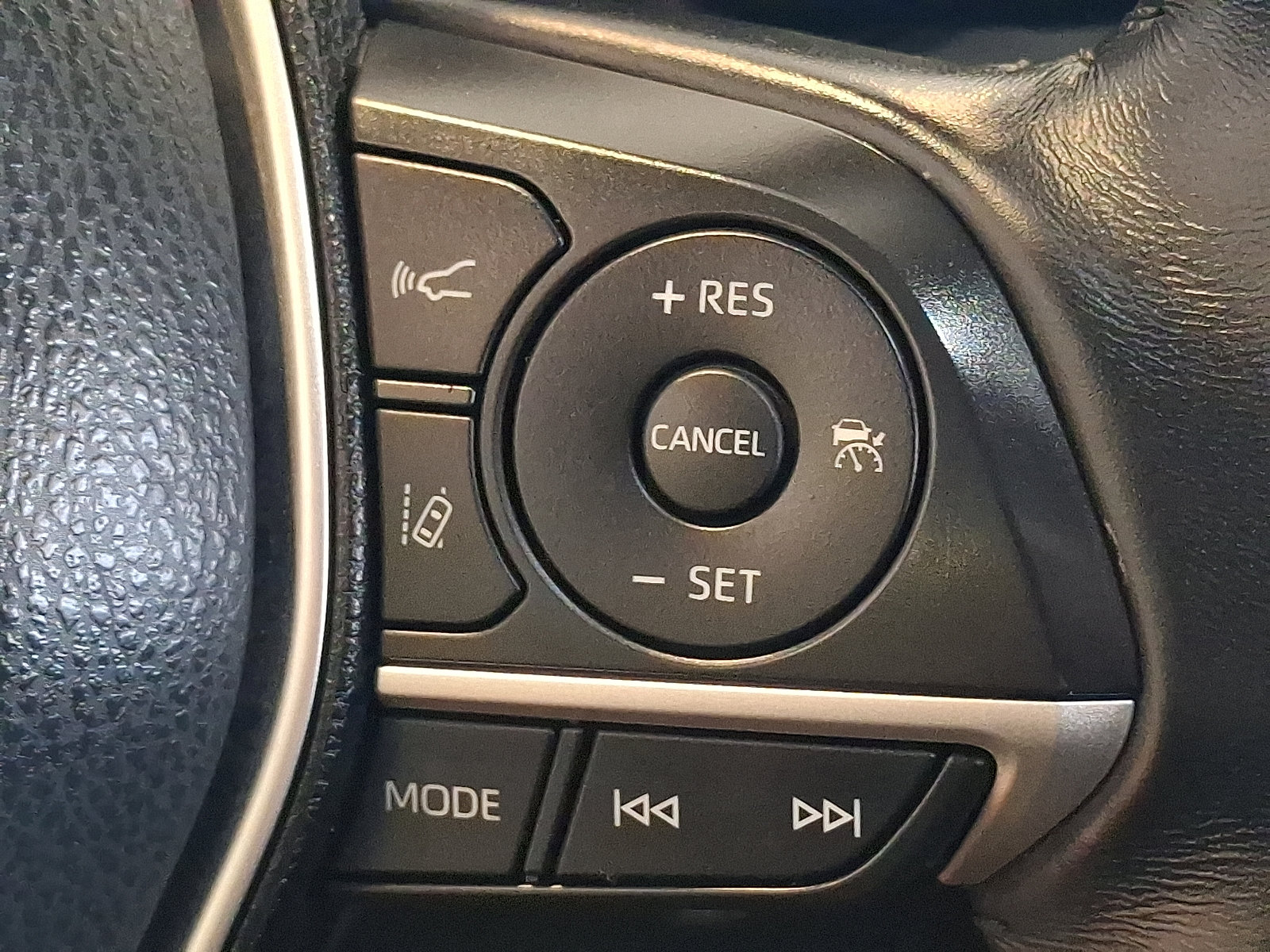 Certified 2021 Toyota Camry XLE AWD/4WD image 21