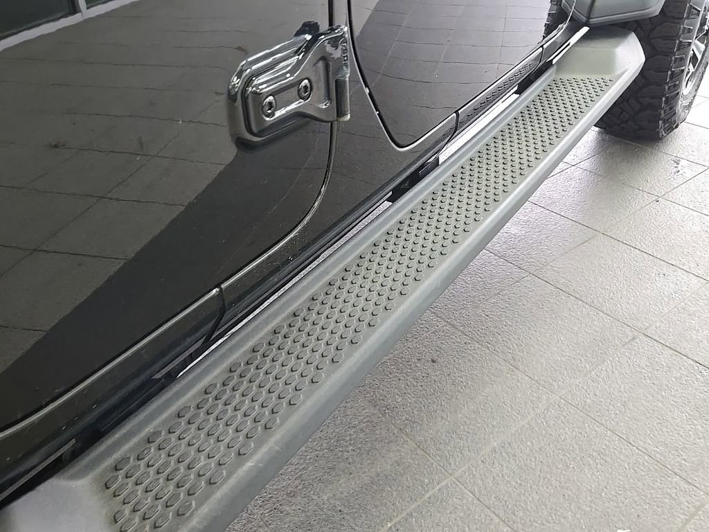 Used 2020 Jeep Wrangler Unlimited Sport S image 17