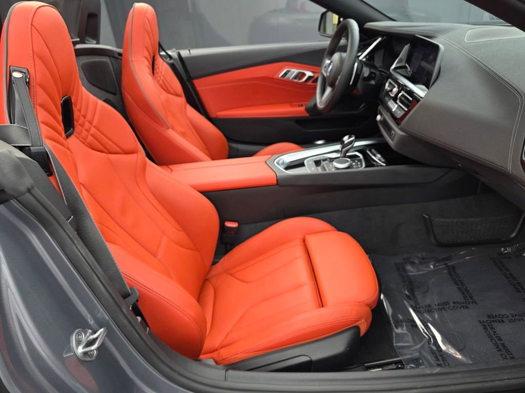Used 2023 BMW Z4 sDrive30i w/ Shadowloine Package image 25