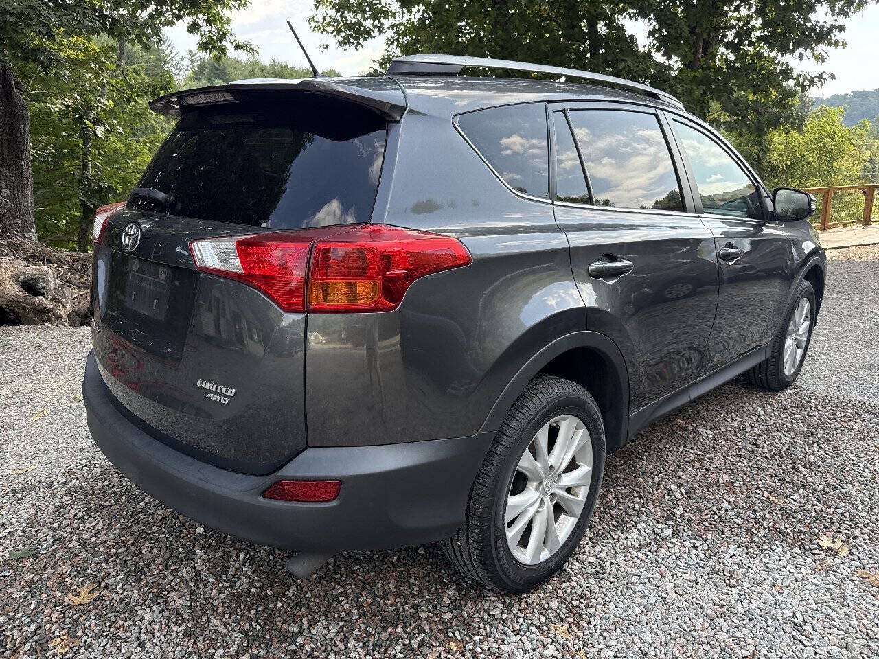 Used 2013 Toyota RAV4 Limited AWD/4WD image 5