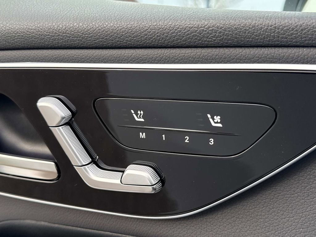 New 2026 Mercedes-Benz GLC 300 4MATIC image 29