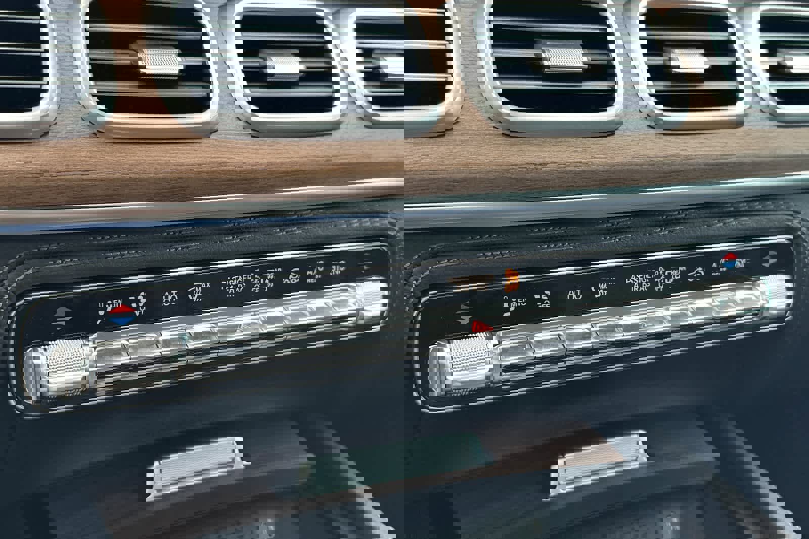 New 2026 Mercedes-Benz GLE 53 AMG 4MATIC image 20