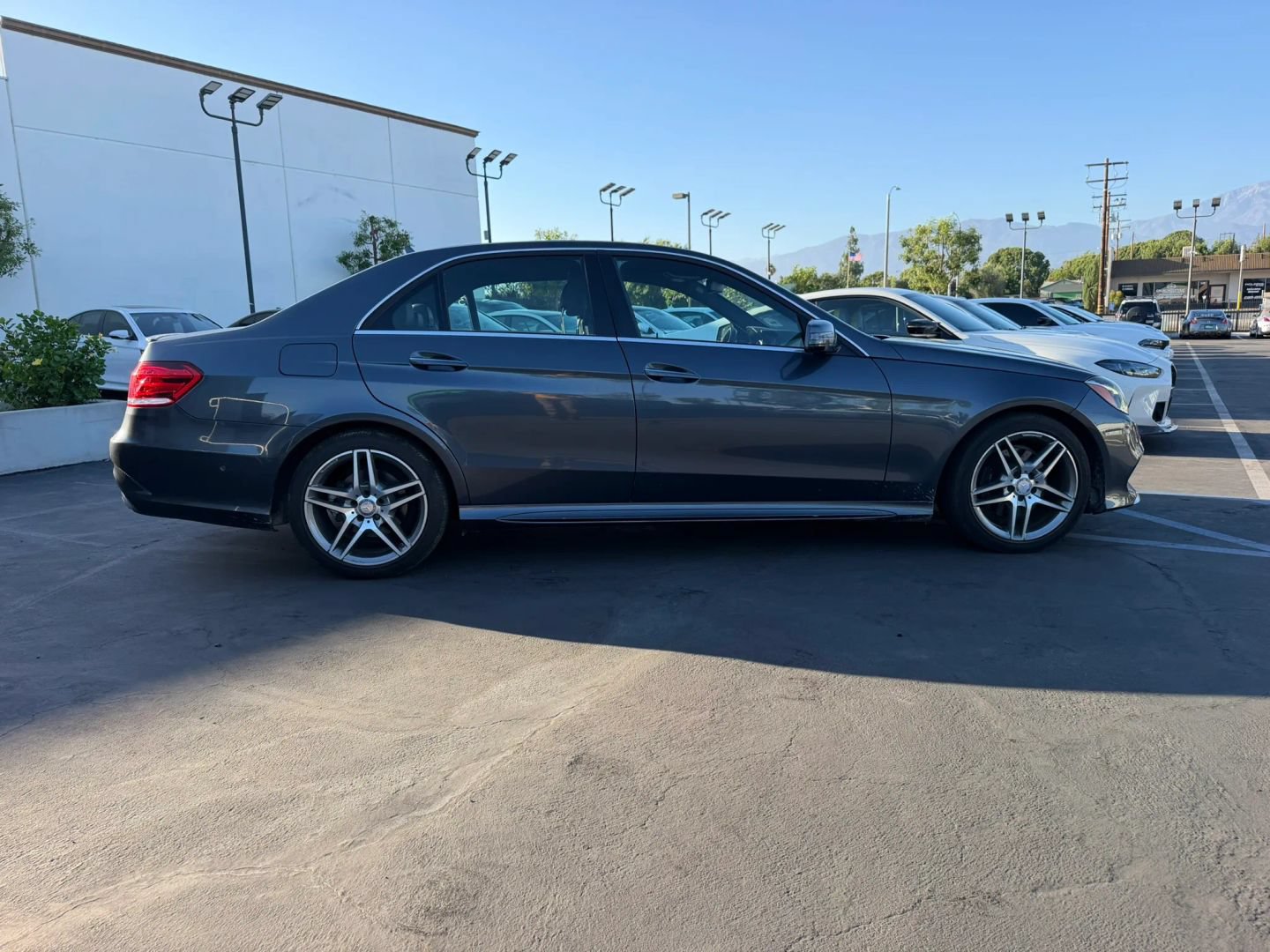 Used 2016 Mercedes-Benz E 350 Sedan image 5
