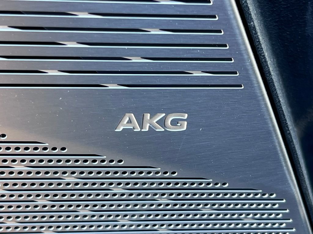 New 2026 Cadillac Optiq V AWD/4WD image 7