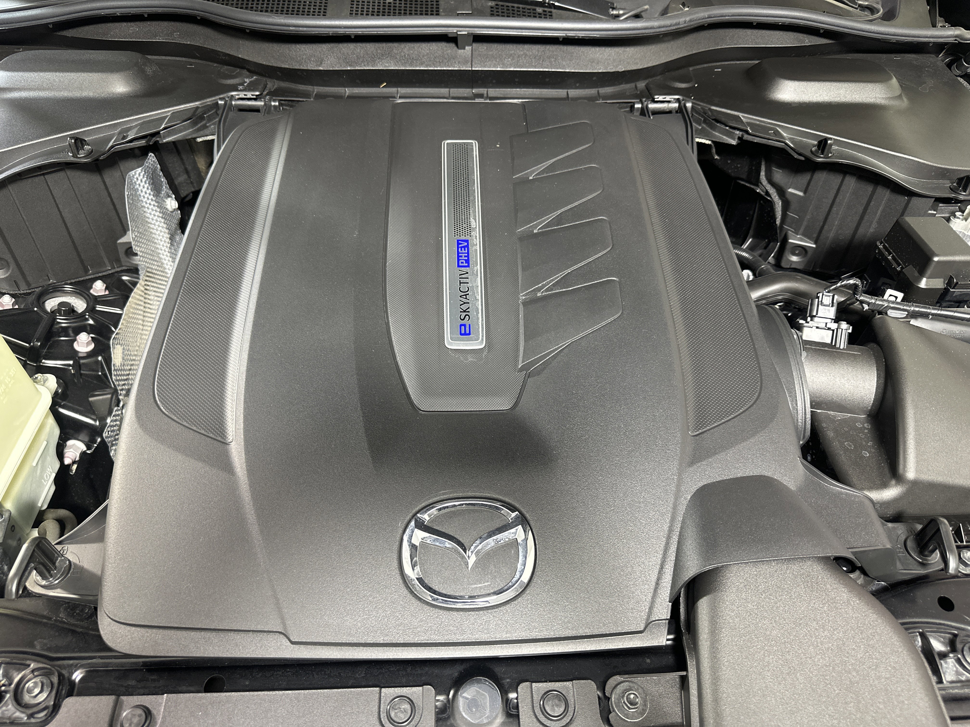 Certified 2025 MAZDA CX-70 Plug-In Hybrid w/ Premium Plus image 25