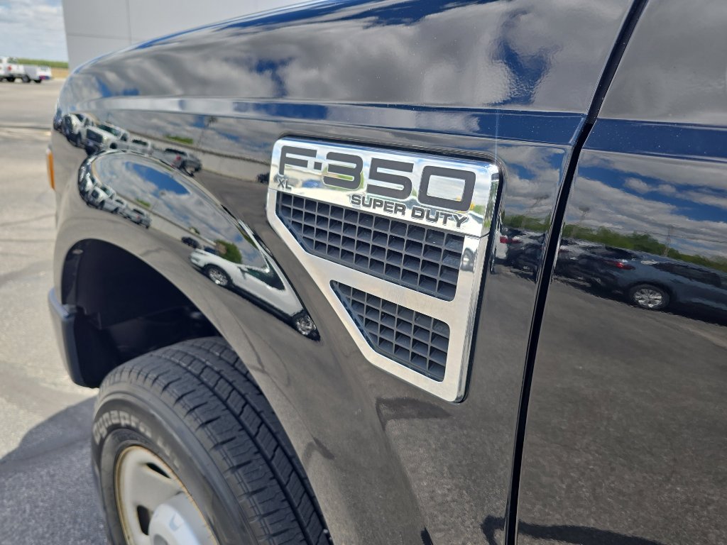 Used 2008 Ford F350 XL AWD/4WD image 10