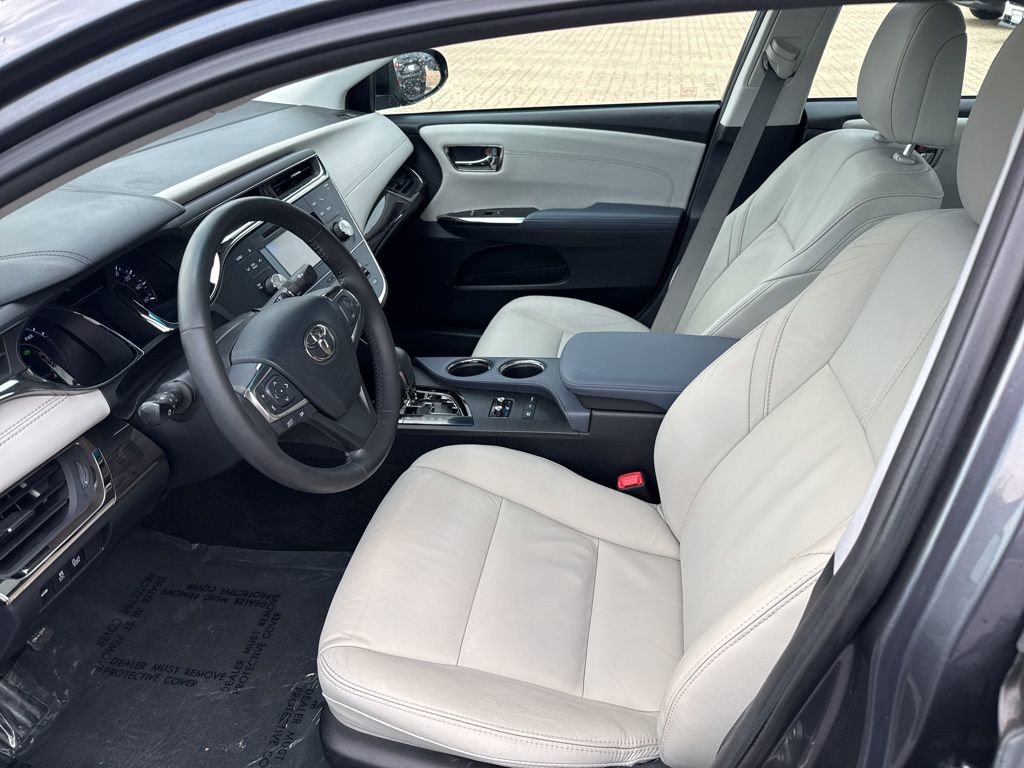 Used 2013 Toyota Avalon XLE Touring image 18