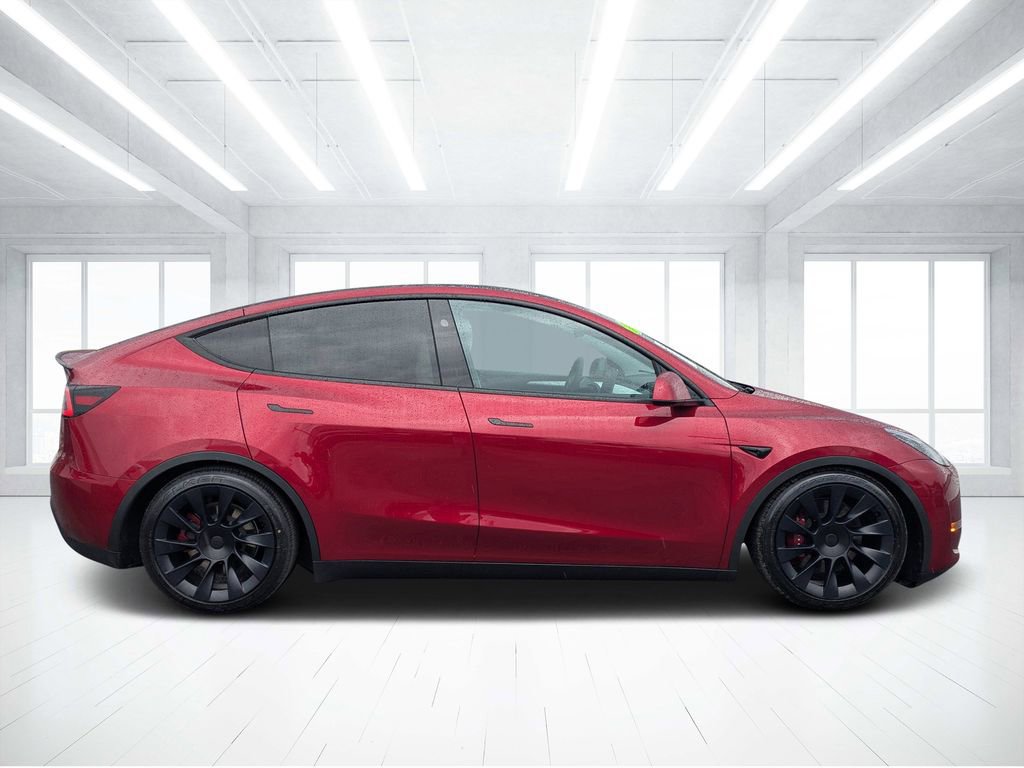 Used 2024 Tesla Model Y Long Range image 2