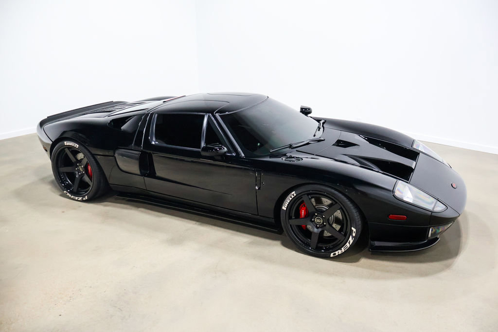 Used 2006 Ford GT RWD image 88