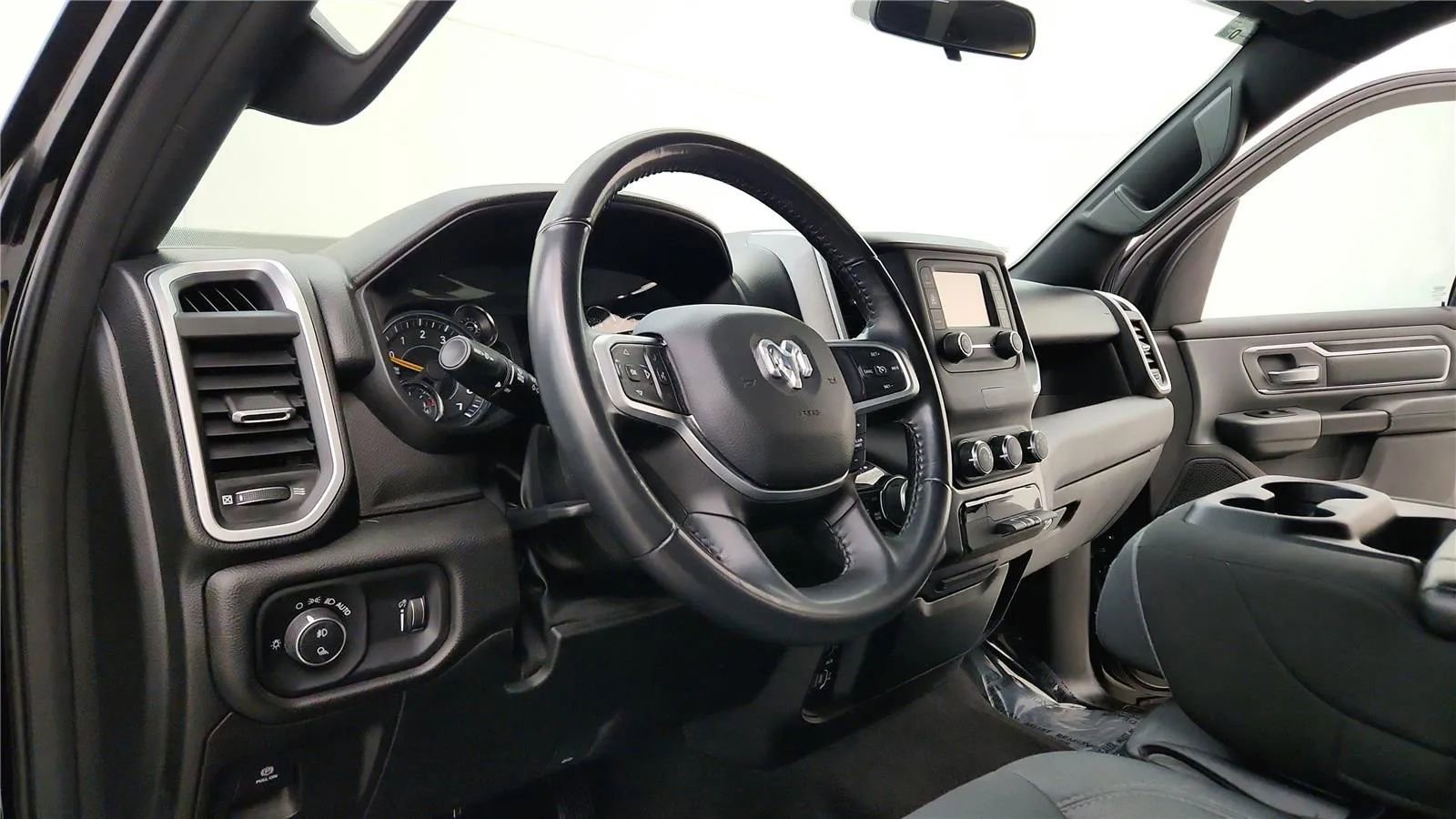 Used 2022 RAM 1500 Big Horn image 23