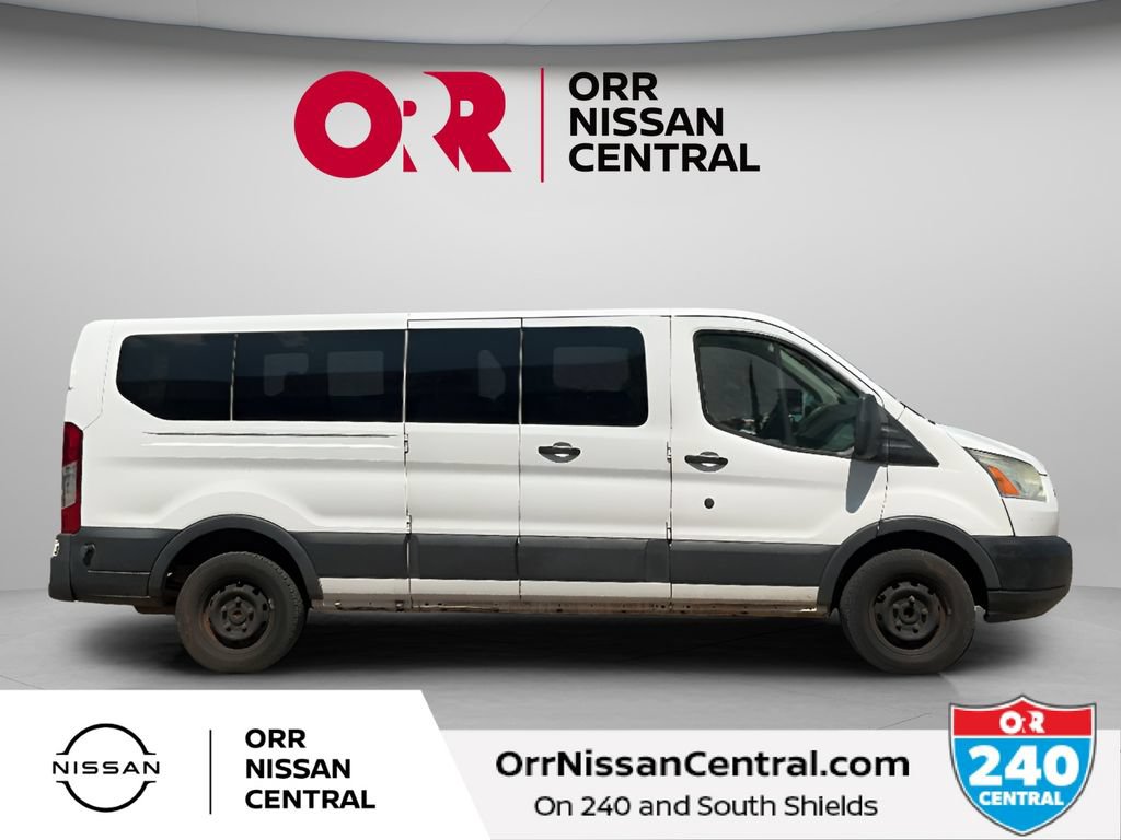 Used 2015 Ford Transit 350 XLT RWD image 4