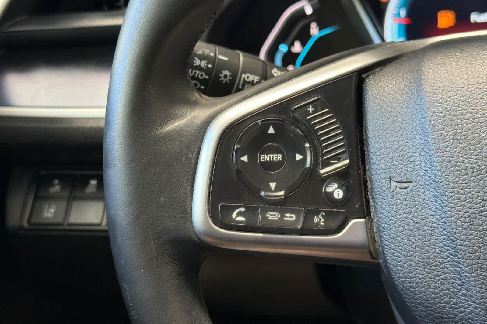 Used 2017 Honda Civic Touring image 25