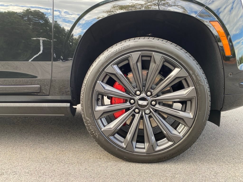 Certified 2026 Cadillac Escalade Sport w/ Touring Package AWD/4WD image 27