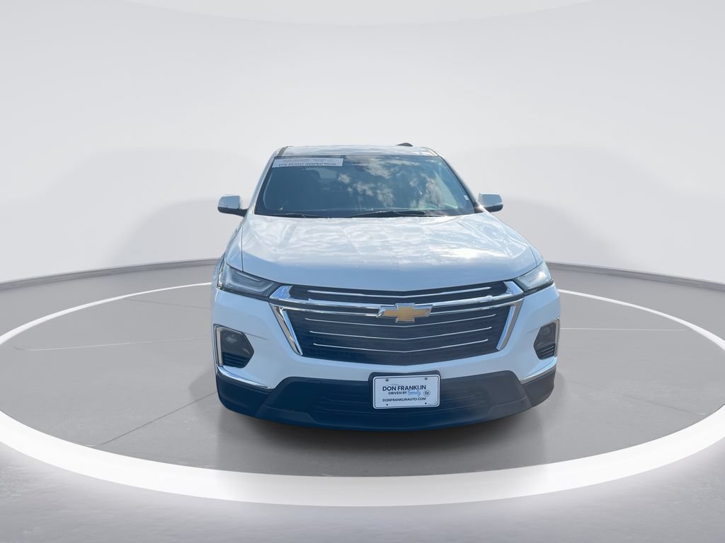 Used 2023 Chevrolet Traverse LT AWD/4WD image 3