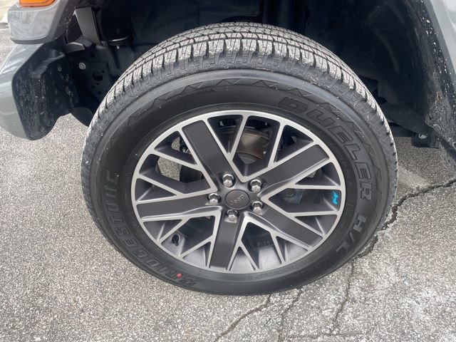 Used 2023 Jeep Wrangler Unlimited Sahara image 11