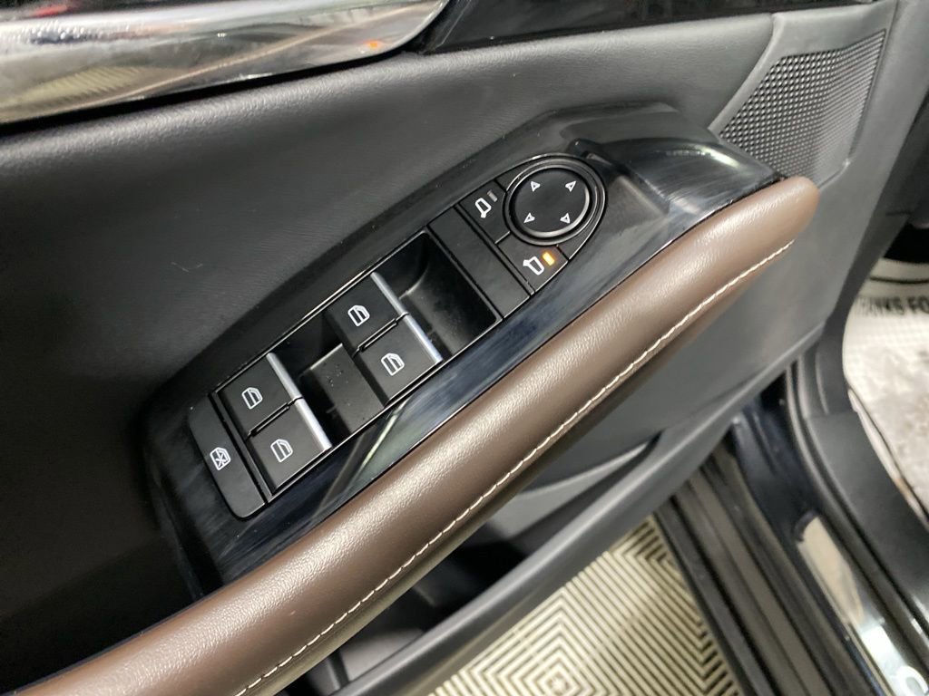 Certified 2025 MAZDA CX-30 AWD 2.5 S w/ Premium Package image 17