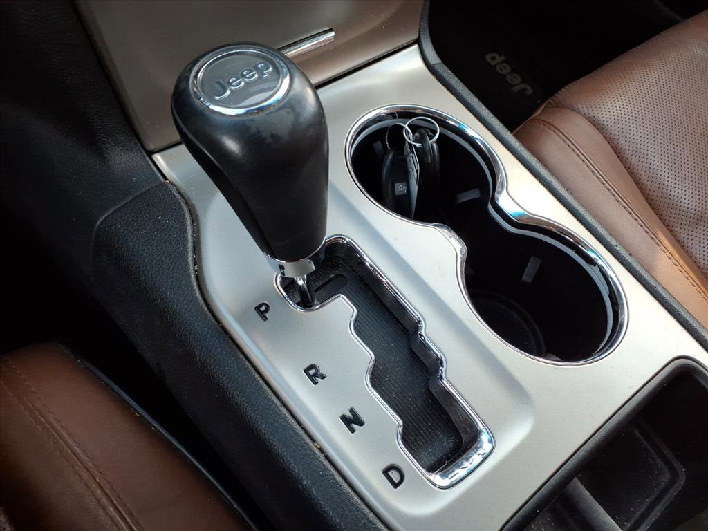 Used 2012 Jeep Grand Cherokee Overland w/ Mopar Chrome Edition Group image 23