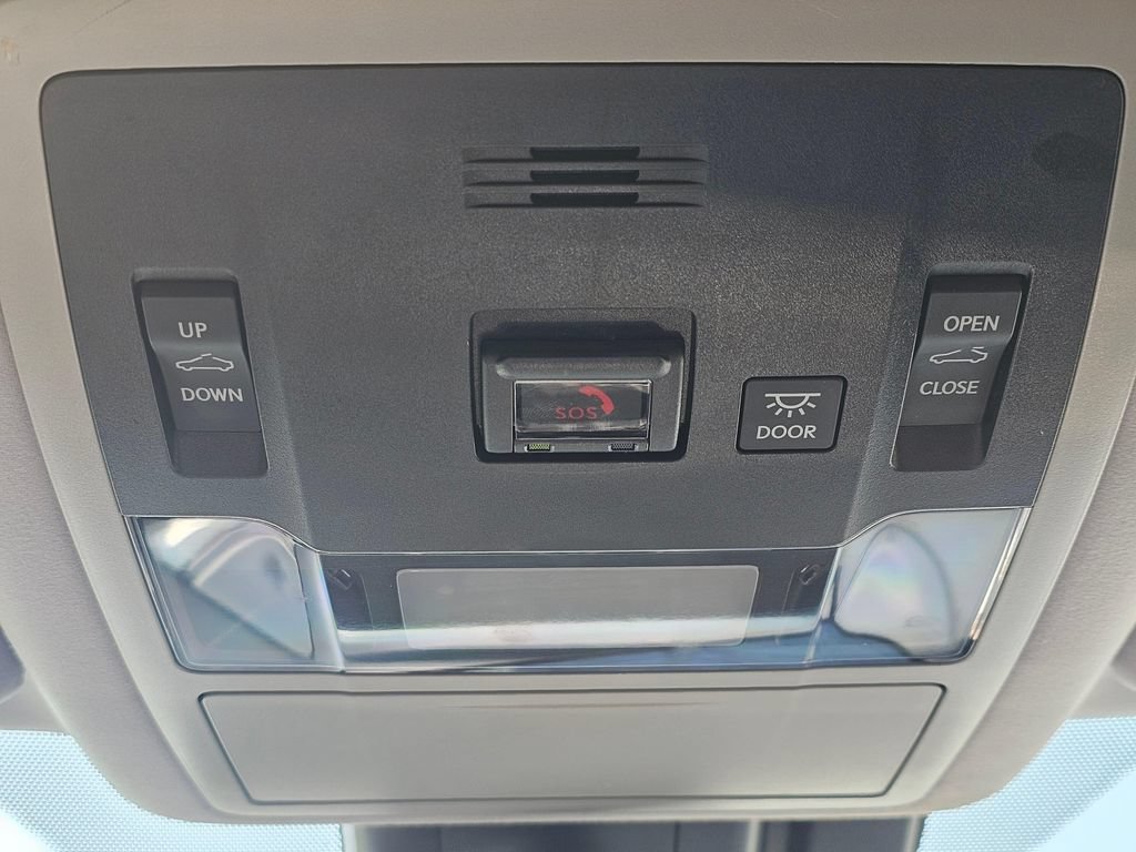 Used 2020 Lexus RX 350L Luxury w/ Accessory Package AWD/4WD image 35