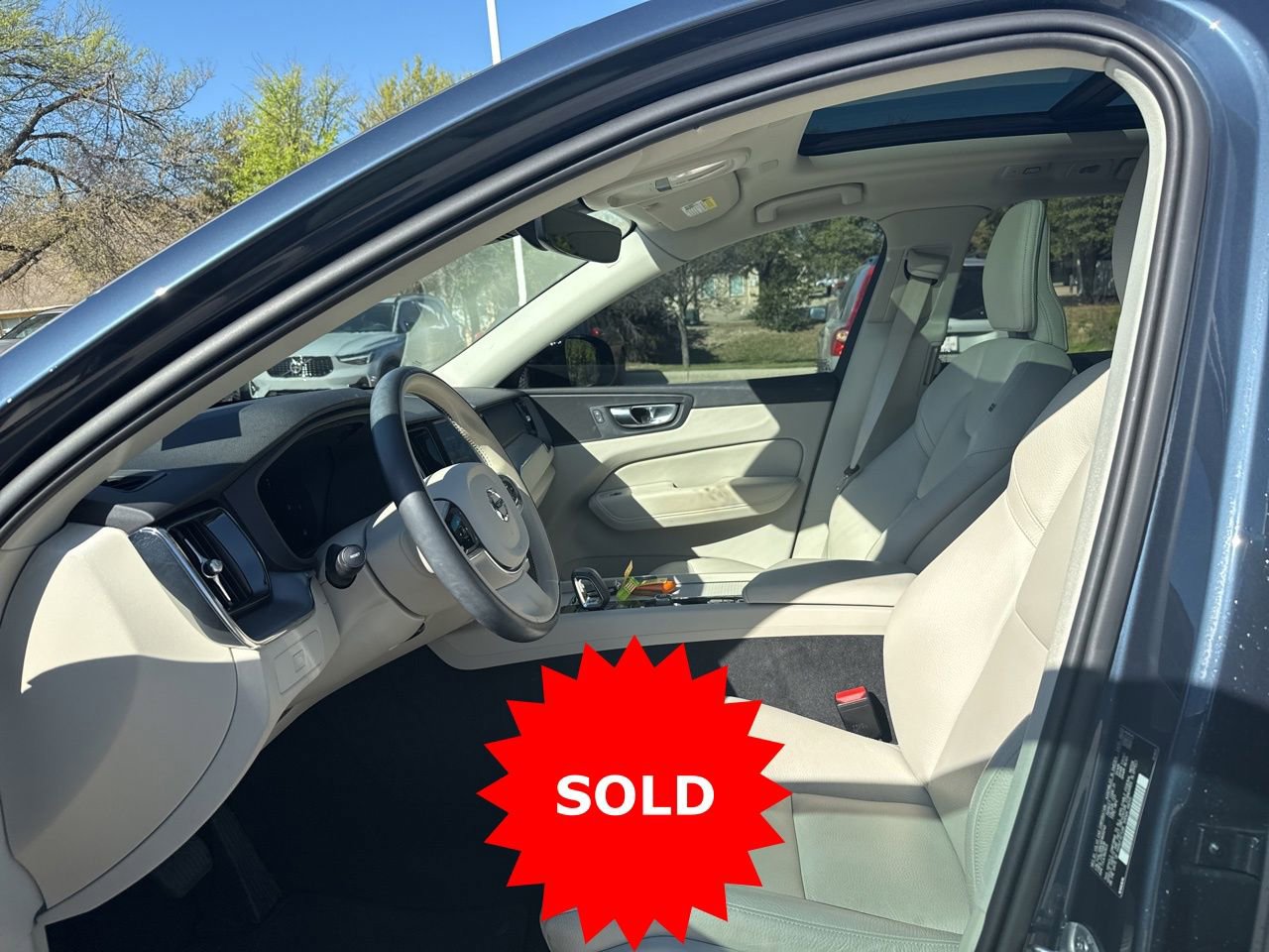 Certified 2024 Volvo XC60 B5 Core w/ Protection Package Premier image 17