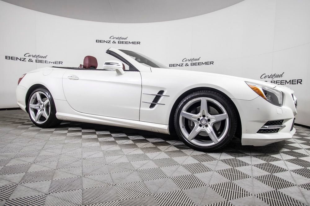 Used 2016 Mercedes-Benz SL 400 image 2