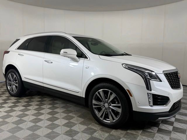 Certified 2024 Cadillac XT5 Premium Luxury w/ Technology Package FWD image 6
