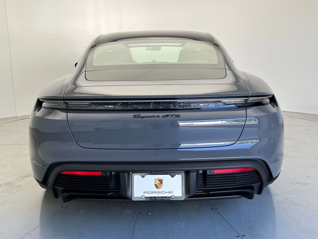 New 2025 Porsche Taycan GTS image 21