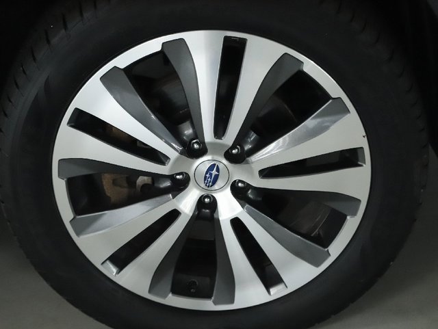 Used 2019 Subaru Ascent Limited w/ Popular Package #3 image 10