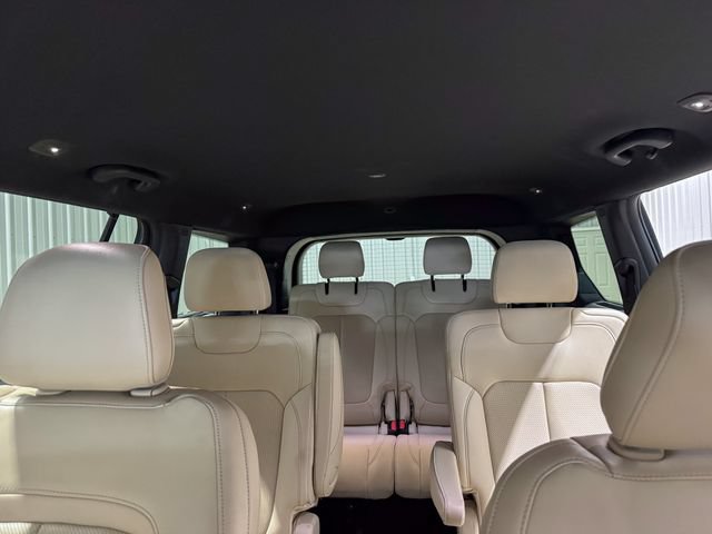Used 2023 Jeep Grand Cherokee L Limited w/ Luxury Tech Group II AWD/4WD image 20