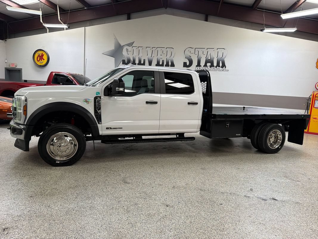 Used 2024 Ford F550 4x4 Crew Cab Super Duty image 2