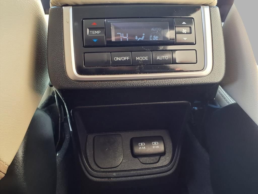 Used 2021 Subaru Ascent Premium w/ Convenience Package image 27