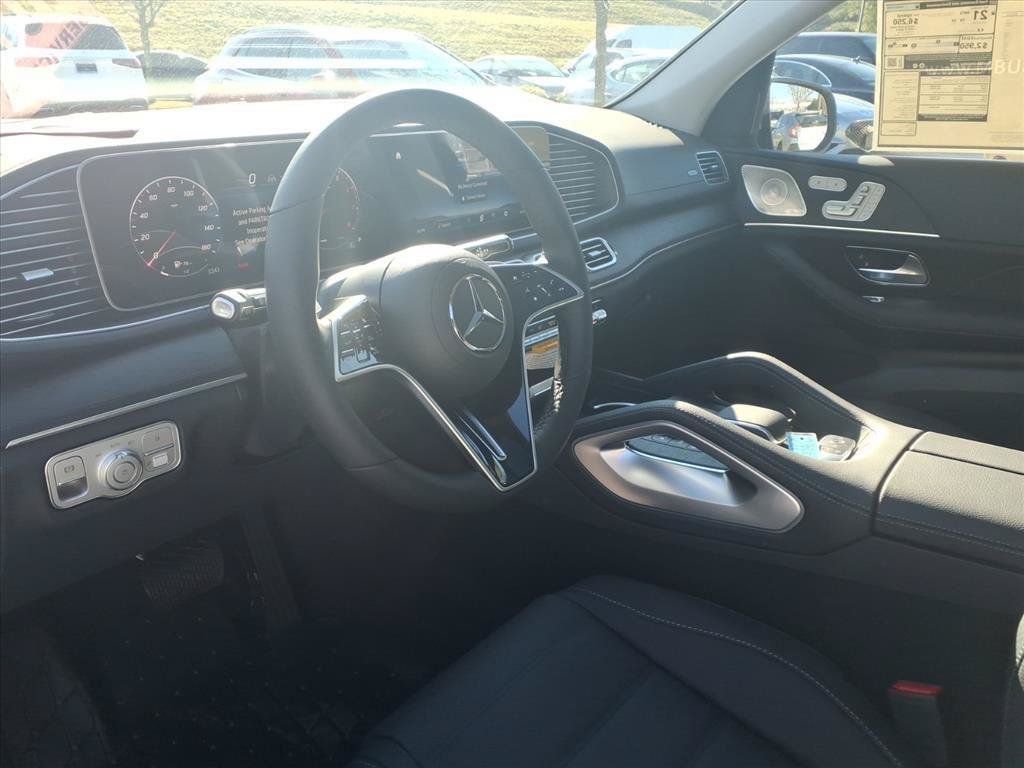 New 2026 Mercedes-Benz GLS 450 4MATIC image 19