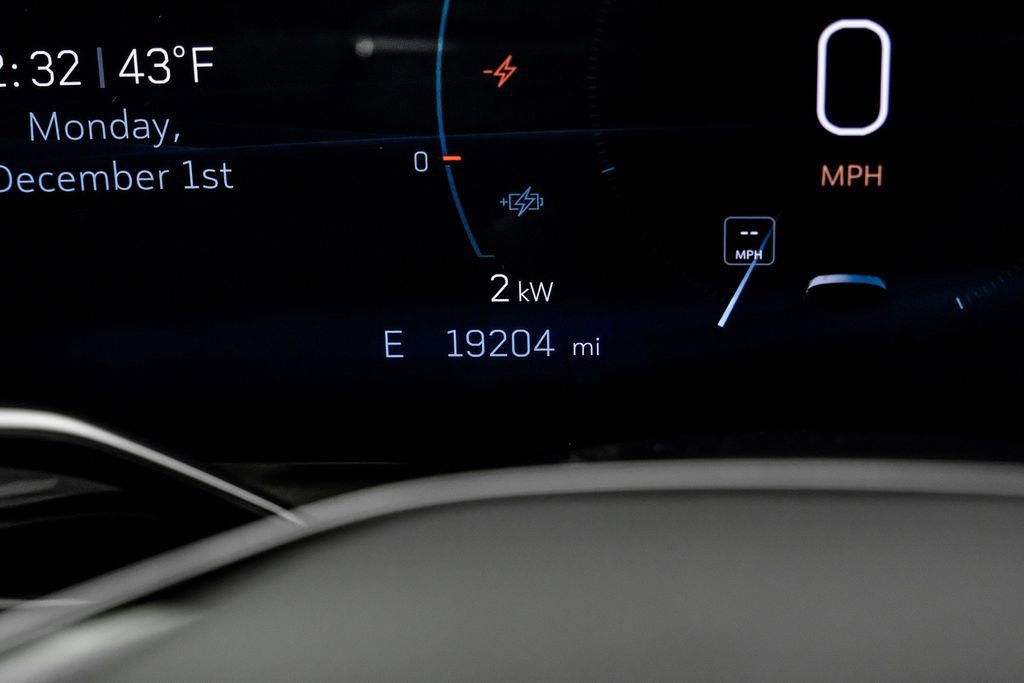 Used 2024 Cadillac Lyriq Luxury w/ LPO, Floor Liner Package image 19