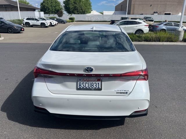 Used 2020 Toyota Avalon Limited w/ Advanced Safety Package FWD image 6