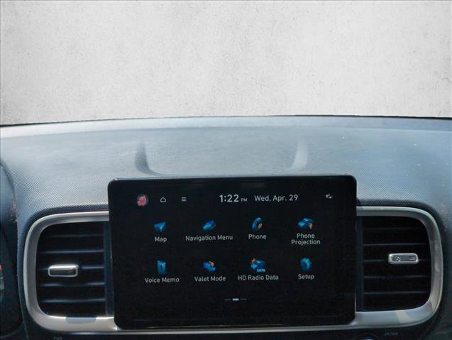 Certified 2024 Hyundai Venue Limited FWD image 11