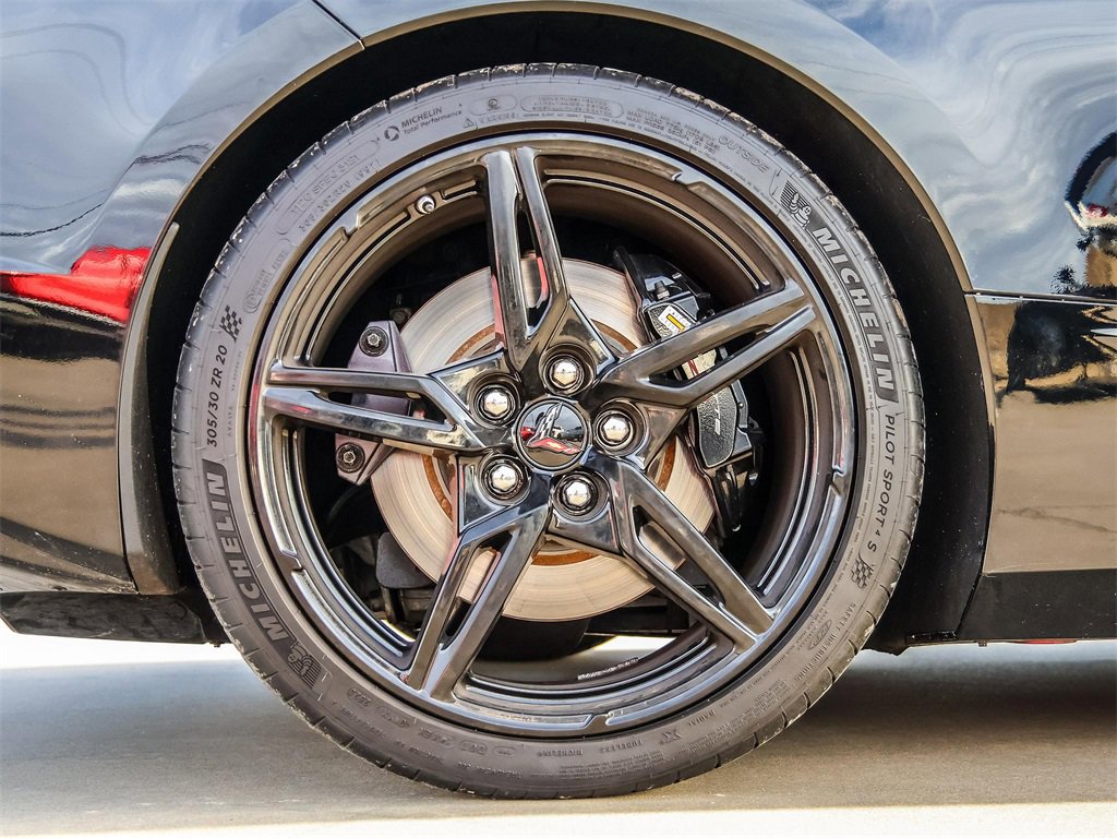 Used 2023 Chevrolet Corvette Stingray Coupe w/ Z51 Performance Package image 6