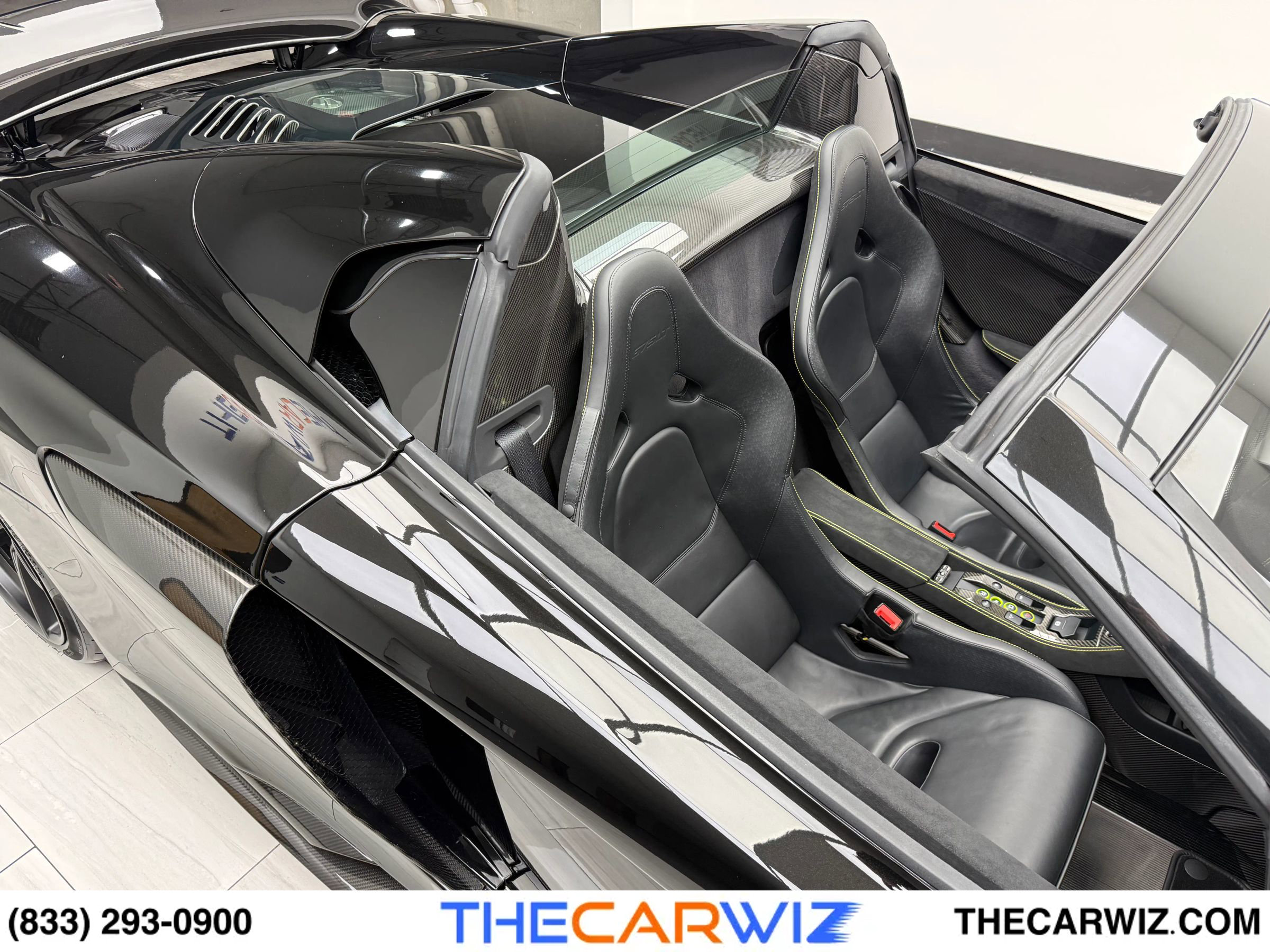 Used 2016 McLaren 675LT Spider image 37