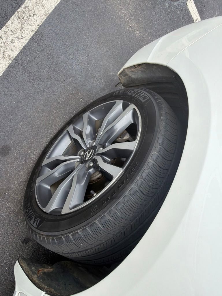 Used 2019 Acura MDX FWD w/ Advance Package image 4