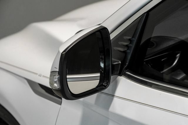 Used 2020 INFINITI QX50 Luxe w/ Navigation Package FWD image 39