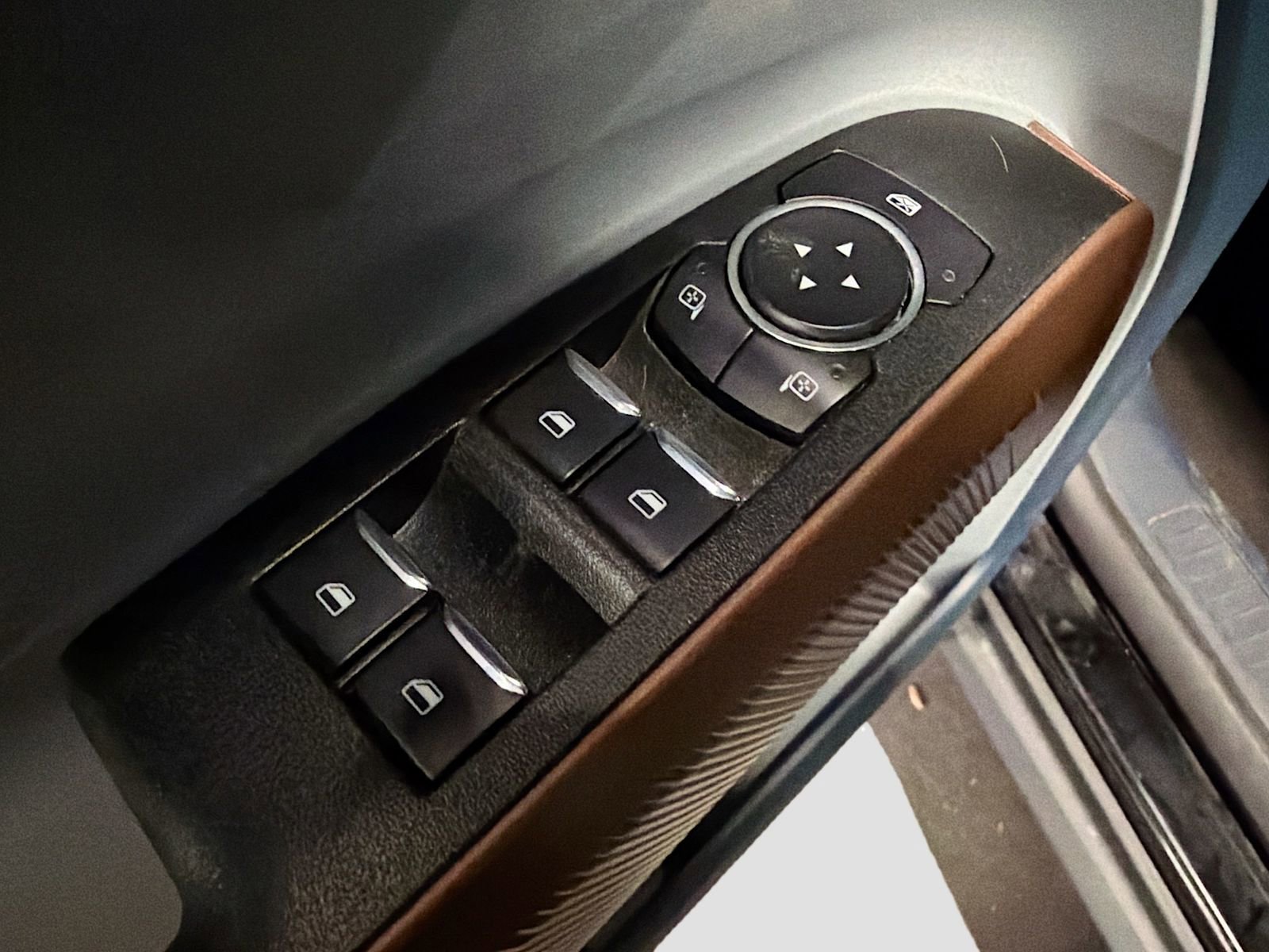 Used 2023 Ford Maverick Lariat w/ Lariat Luxury Package AWD/4WD image 18