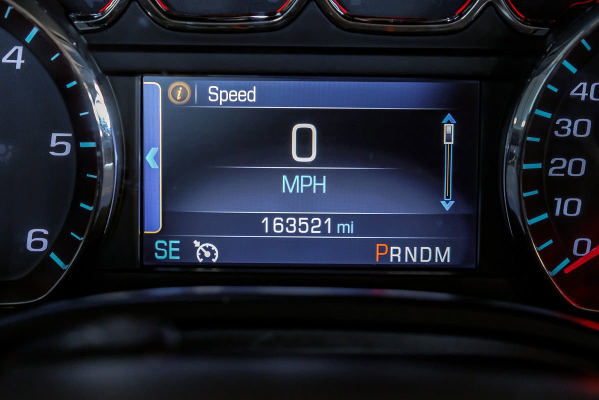 Used 2015 Chevrolet Suburban LT w/ Max Trailering Package image 19