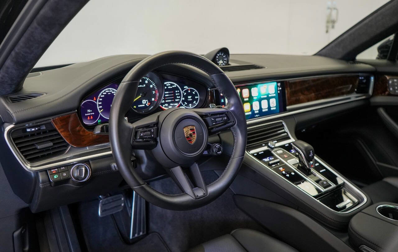 Used 2023 Porsche Panamera Turbo S image 49