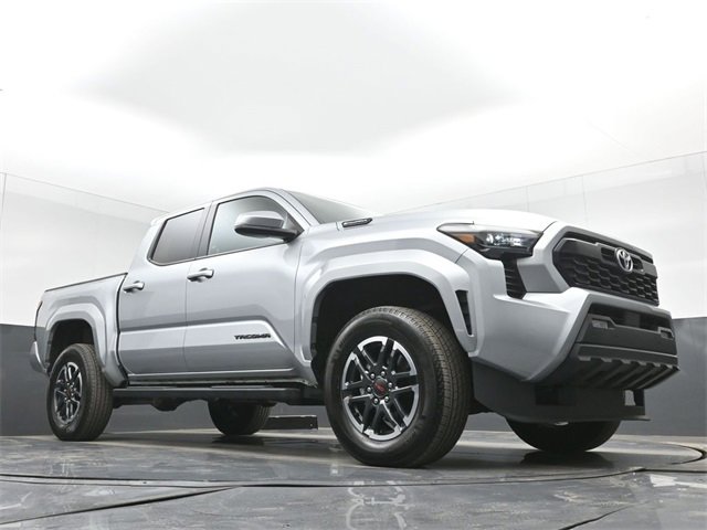 Used 2025 Toyota Tacoma TRD Sport image 44