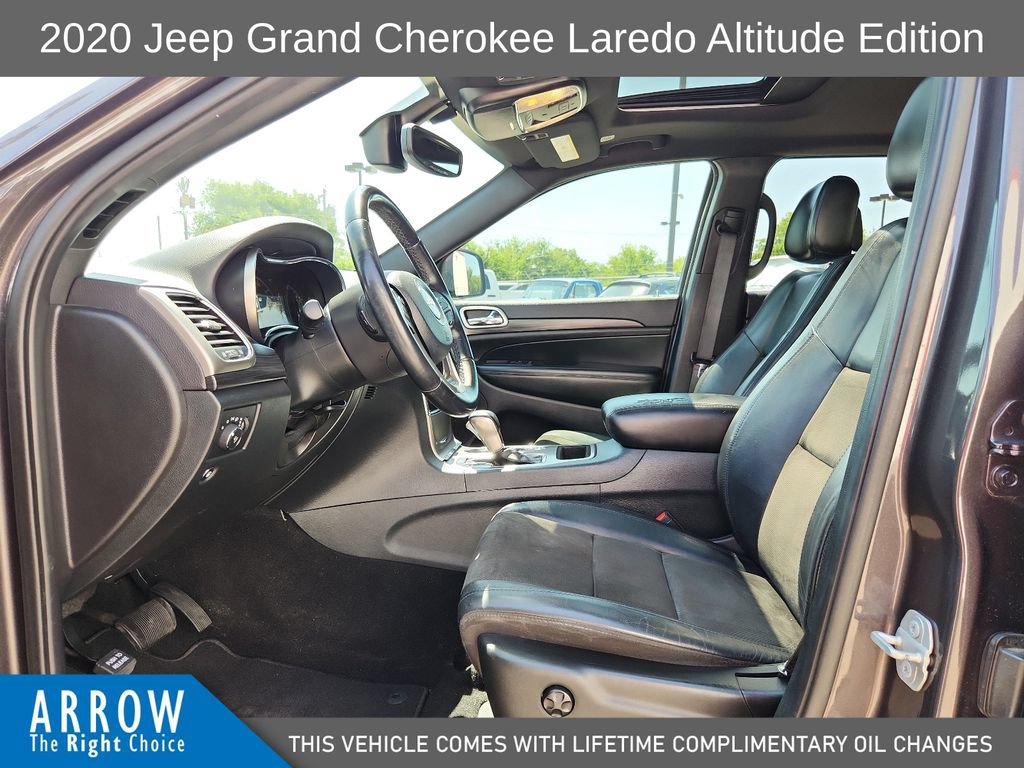 Used 2020 Jeep Grand Cherokee Altitude AWD/4WD image 23