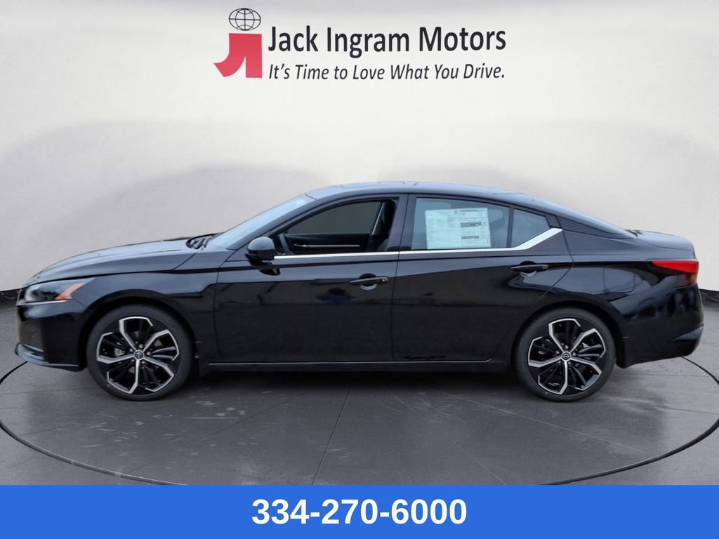 New 2025 Nissan Altima 2.5 SR w/ SR Premium Package image 2