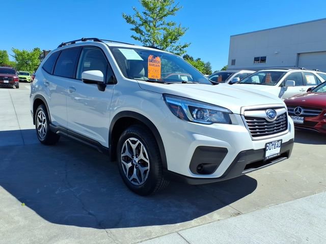 Used 2019 Subaru Forester Premium w/ All-Weather Package AWD/4WD image 8