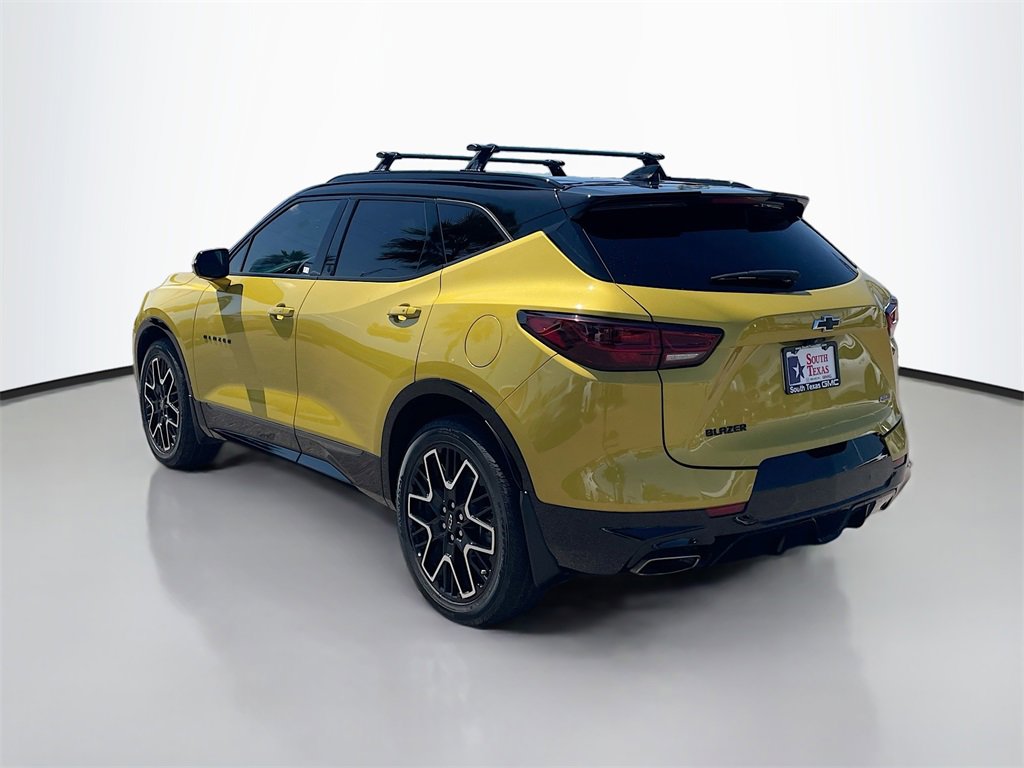 Used 2024 Chevrolet Blazer RS w/ Driver Confidence II Package image 5