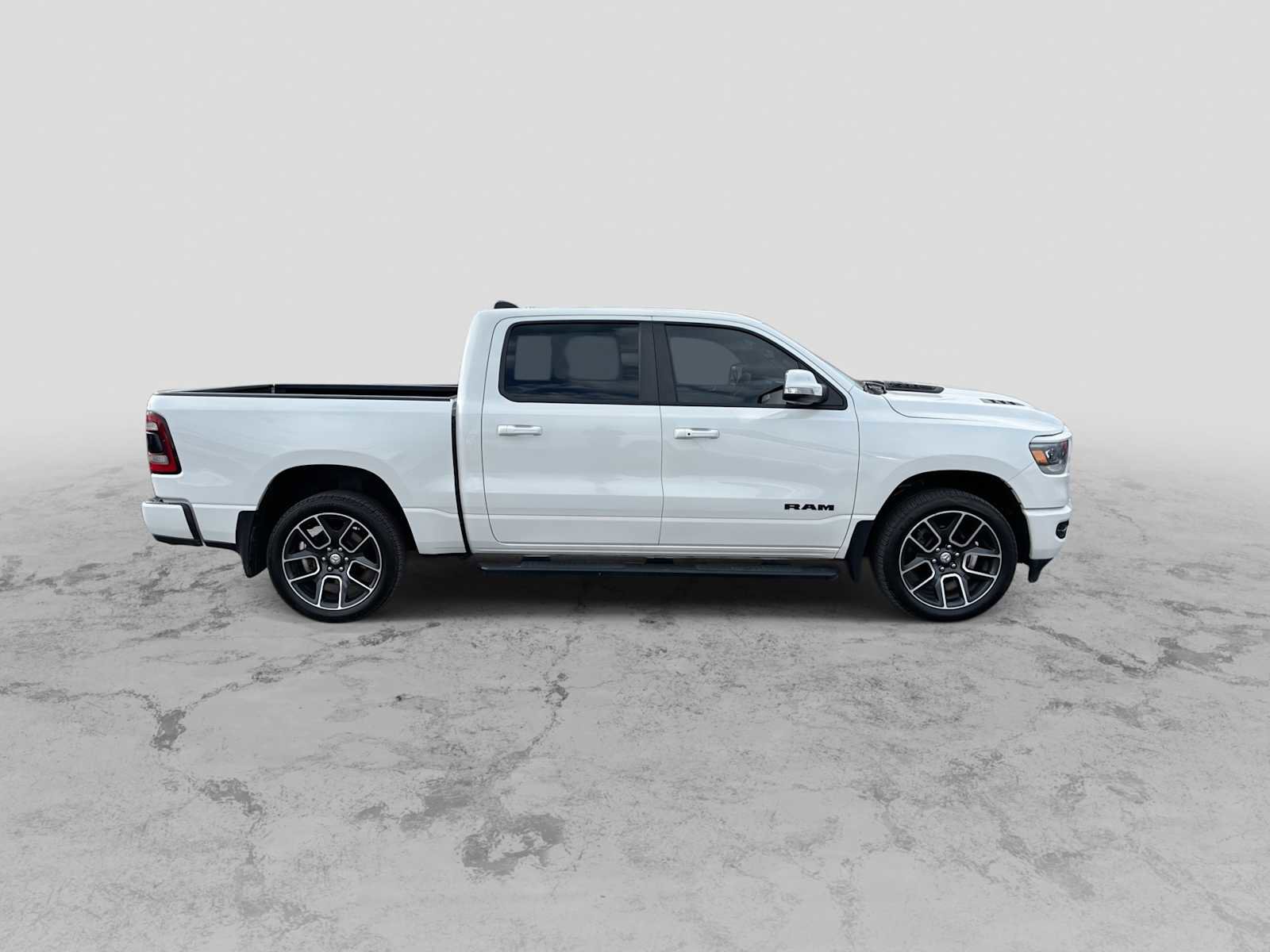 Used 2021 RAM 1500 Sport w/ Leather & Sound Group AWD/4WD image 9