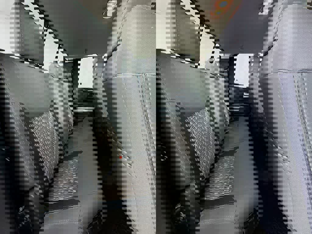 Used 2020 Toyota Tundra image 28