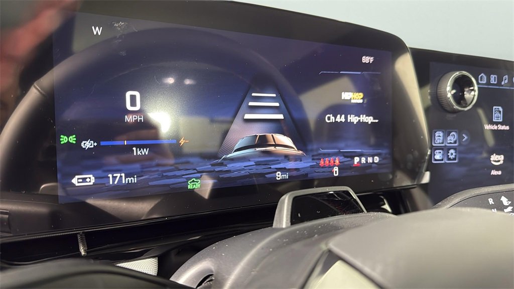 Used 2025 Chevrolet Silverado EV RST image 20