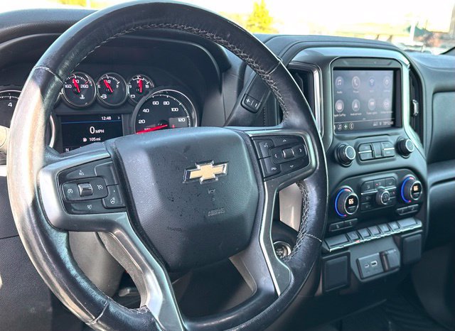 Used 2021 Chevrolet Silverado 1500 LT AWD/4WD image 16